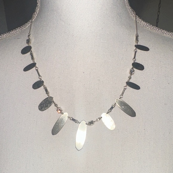 Kendra Scott Jewelry - Kendra Scott Adjustable Elegant Gold Necklace